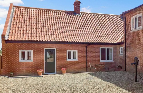 Aylsham Cottage | The Dairy at Spratts Green Farm