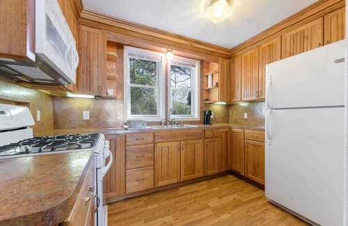 Heritage Apartment | The Daisy Guest Cottage