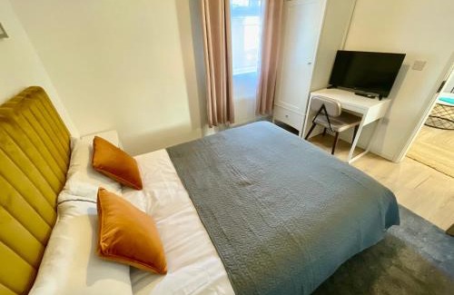 Chesterfield Apartment | The Dance School - 1 and 2 Bedroom Apartments in the Heart of Chesterfield