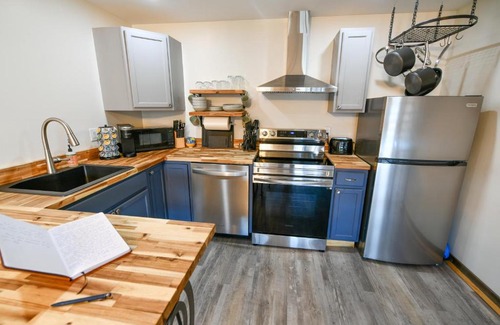 Darby Hotel | The Darmont Hotel and Suites