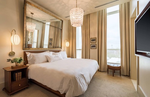 Downtown Charleston Hotel | The Dewberry Charleston