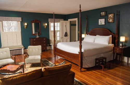 Lenox House | The Dewey