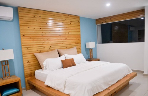 Villas Ana Maria Hotel | The Diamond Suites at Ahnvee