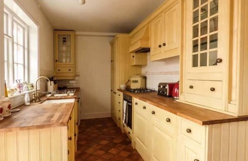 Cromer Cottage | The Dingle
