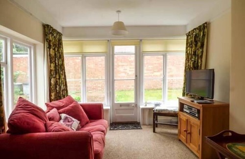 Cromer Cottage | The Dingle