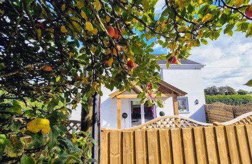 Ballykelly House | The Discovery Lodge
