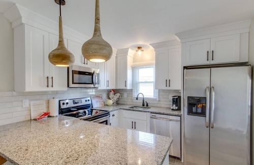 Hillsboro West End House | The Dolly★Explore Hillsboro Village on foot★Free Parking, 9 mins to downtown!