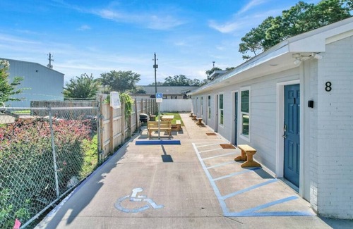 Fort Walton Beach Apartment | The Dolphin Watch Near the Beach in FWB - Unit 7