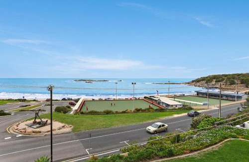 Port Elliot Apartment | 'The Dolphins 7' - 'A View To Remember'