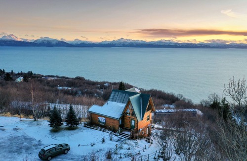Homer House | The Dovetail Cabin