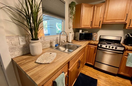 Safety Harbor Apartment | The Downtown Studio on Main
