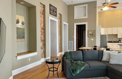 Downtown Cambridge Condo | The Drinking Gourd: nStunning Penthouse in Historic Downtown Cambridge