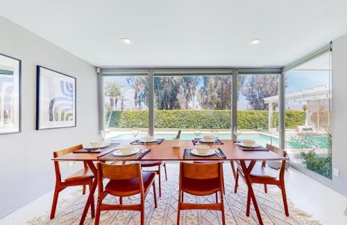 Bermuda Dunes House | The Dunes