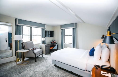 Charlotte Center City Hotel | The Dunhill Hotel
