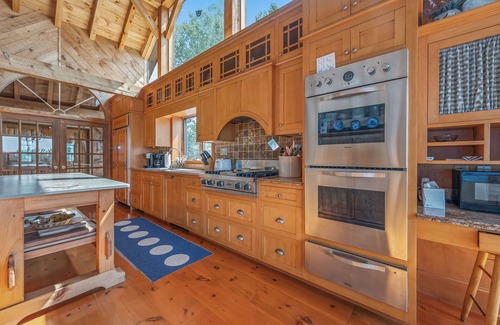 Rangeley House | The Dunn Main House - Gorgeous home on Mooselookmeguntic Lake