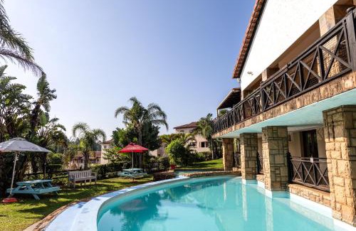 Port Edward Hotel | The Edwardian
