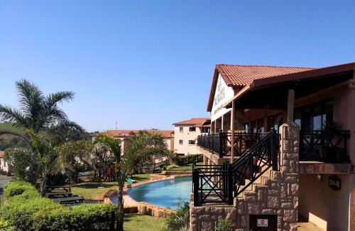 Port Edward Hotel | The Edwardian