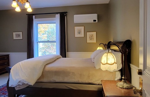 Bethel Bed & Breakfast | The Elizabeth Inn and Restaurant