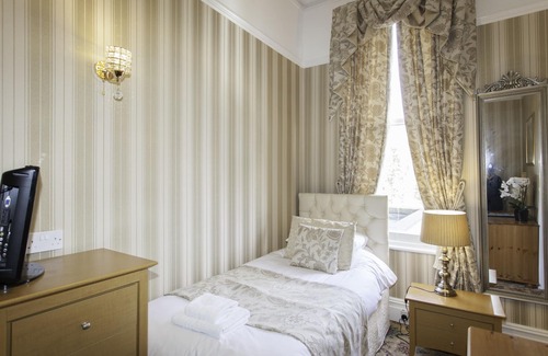 Torquay City Centre House | The Elmington Hotel