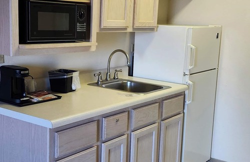 Roswell Hotel | The Enchanted Suites & Residence
