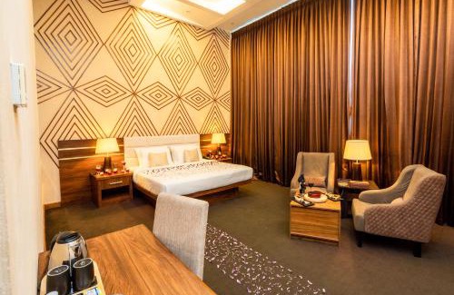 Mallawapitiya Hotel | The Epitome