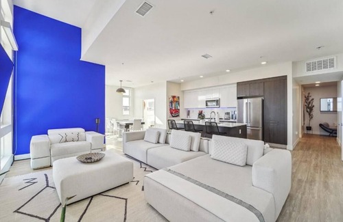 Highland Condo | The Espadin LoHi Collection
