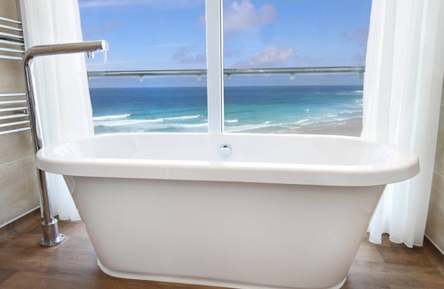 Newquay Hotel | The Esplanade Hotel