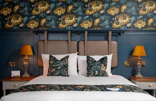 Gerrards Cross Hotel | The Ethorpe Hotel by Greene King Inns