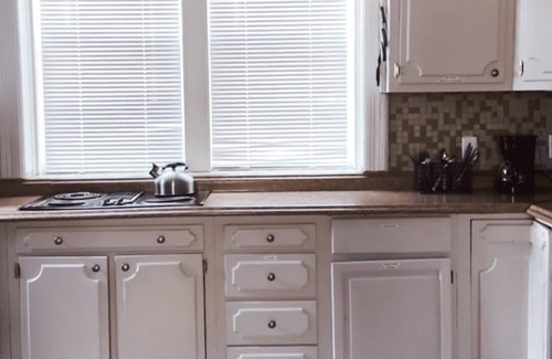 Champaign House | The Eureka: Four King Bedroom House