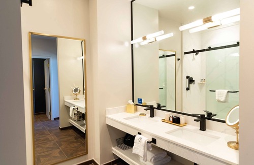 Downtown Sacramento Hotel | The Exchange Sacramento, Curio Collection by Hilton