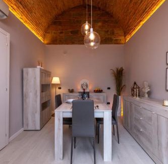 Peccioli Apartment | The eyes of Peccioli