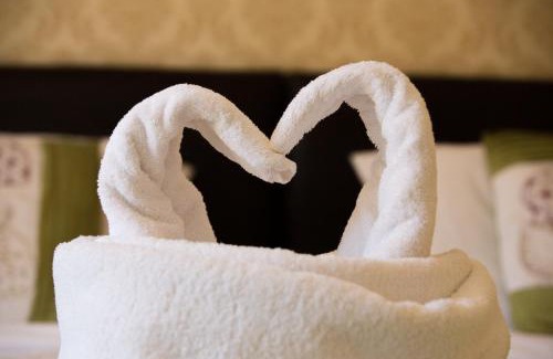 Longhope Hotel | The Farmers Boy Inn Guest House