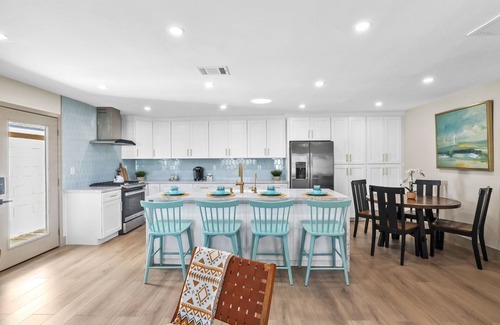Midway City House | The Farmhouse Retreat
