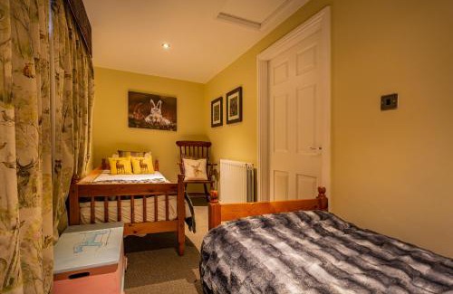 Helmsley Hotel | The Feathers Hotel, Helmsley, North Yorkshire - The Coaching Inn Group