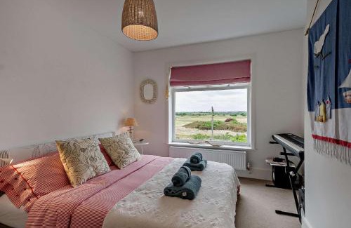 Felixstowe House | The Ferry Cottage