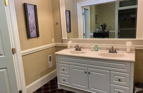 Rutherfordton Bed & Breakfast | The Firehouse Inn