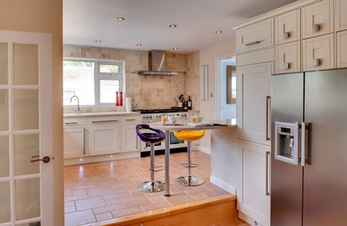 Galmpton House | The Firs - Three Bedroom House, Sleeps 6