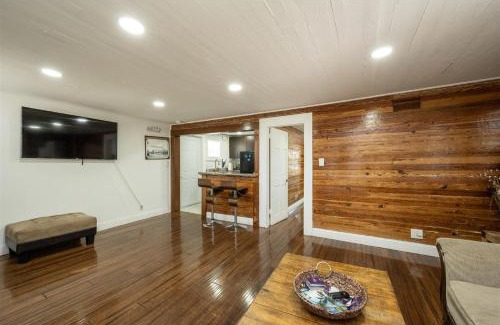 Meadows House | The Fleming Suite