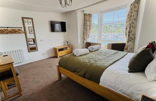 Dartmouth Hotel | The Floating Bridge