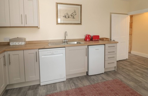 Hallington House | THE FOLLY, pet friendly, country holiday cottage in Belsay