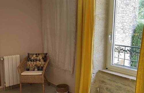 Arpaillargues-et-Aureillac House | The 2 Happy Haveli Houses