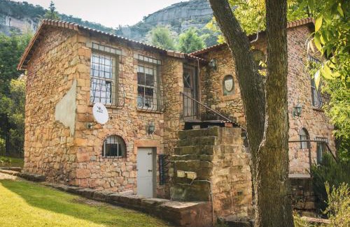 Clarens House | The French Cottage
