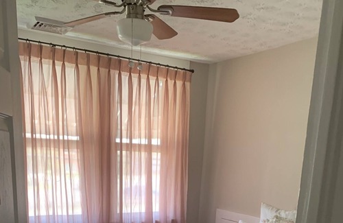 Winchester Cottage | The Full-of-Grace Place! Minutes from Old-town Winchester
