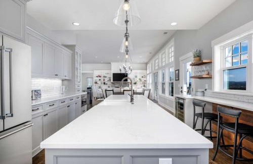 Yamhill House | The Gables at Quandary Vineyards