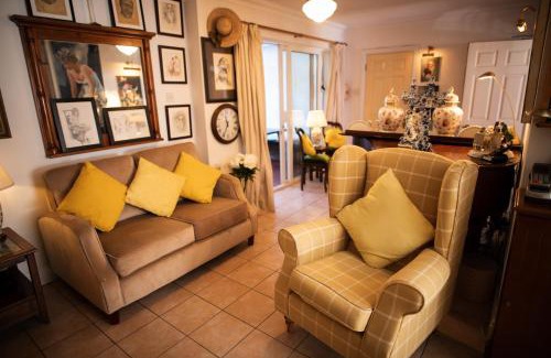 Kinsale Bed & Breakfast | The Gallery B&B, the Glen, Kinsale ,County Cork