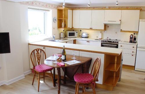 Winnard's Perch House | The Garden Apartment