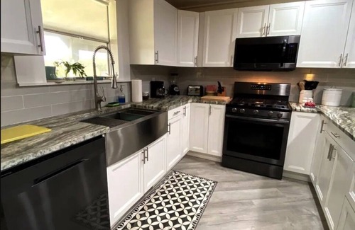 Wewahitchka House | ↠» The Garden Loft «↞ Pets Lg Fenced Yard