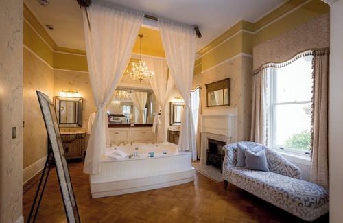 Historic Downtown Savannah Bed & Breakfast | The Gastonian, Historic Inns of Savannah Collection