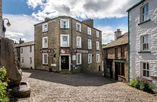 Dent Bed & Breakfast | The George and Dragon