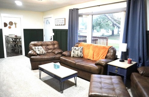 Hamilton House | The George, Quilt Town, USA!